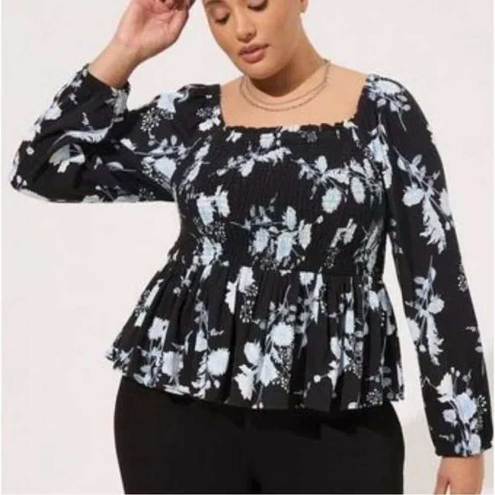 Torrid Rayon Slub Smocked Bodice Long Sleeve Crop Blouse Blue Black Floral Top